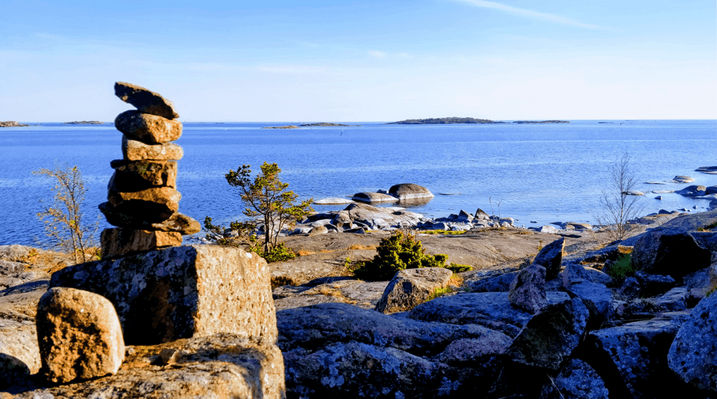 (Suomeksi) Tulliniemi